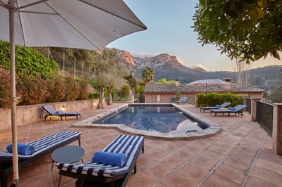 Luxury Villa Photo #2