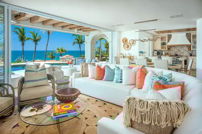 Luxury Villa Photo #23