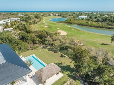 Luxury Villa Photo #5