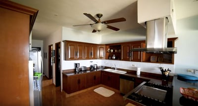 Luxury Villa Photo #16