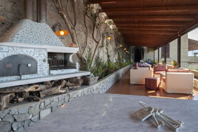 Luxury Villa Photo #10