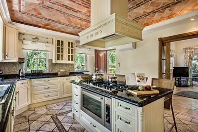 Luxury Villa Photo #23