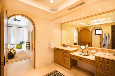 Luxury Villa Photo #15