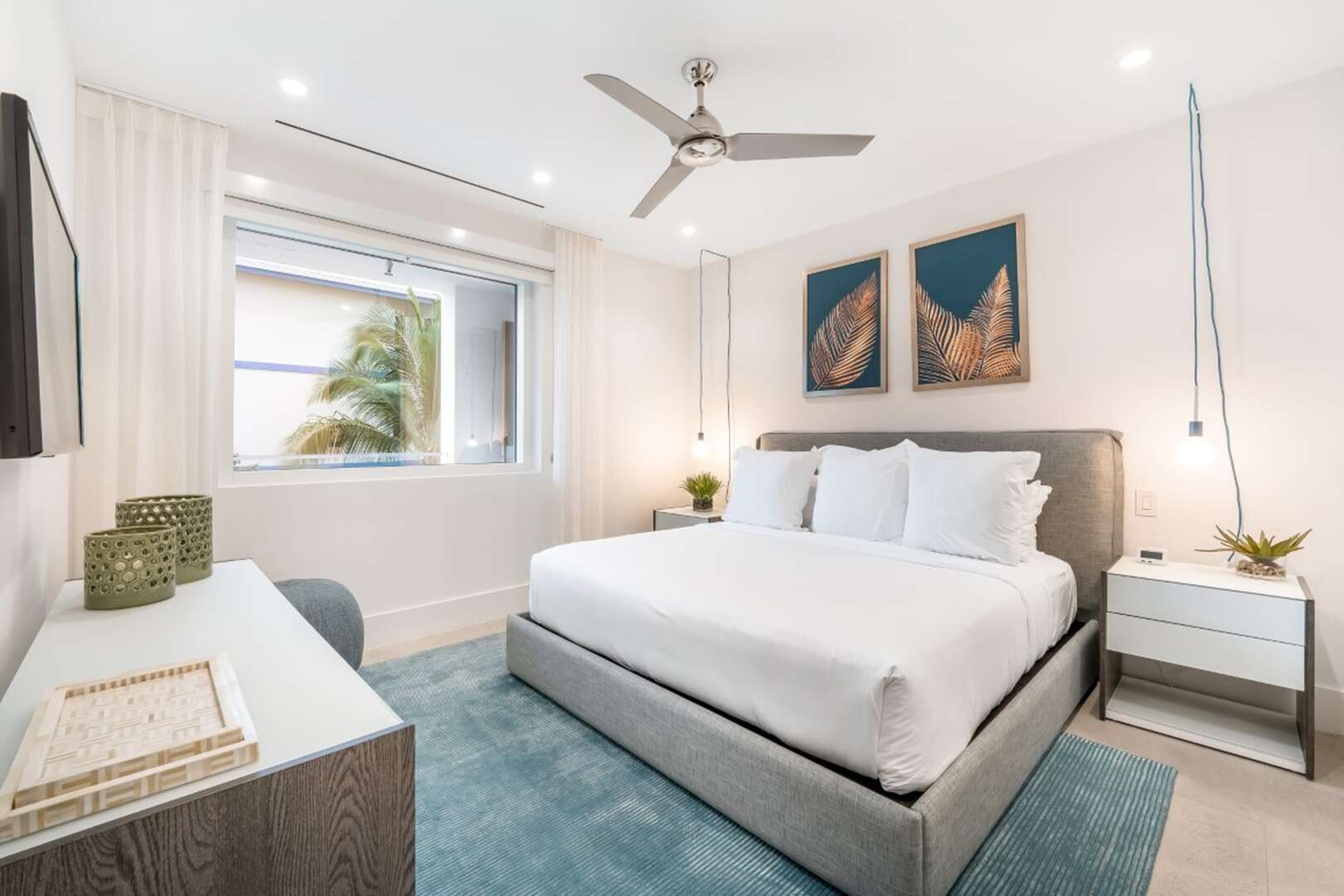  Club Suites at Rum Point | Three Bedroom Pool Suite - 8