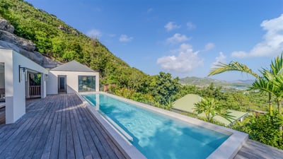 Luxury Villa Photo #8