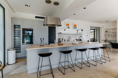 Luxury Villa Photo #13