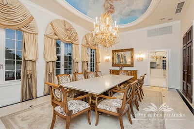 Luxury Villa Photo #12