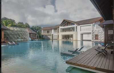 Luxury Villa Photo #3