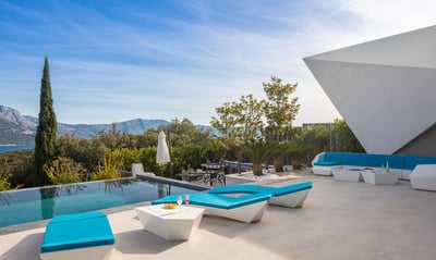Luxury Villa Photo #36