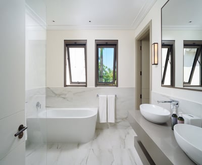 Luxury Villa Photo #27