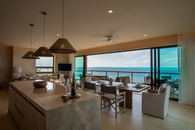 Luxury Villa Photo #27