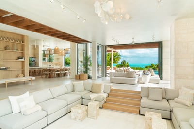 Luxury Villa Photo #43