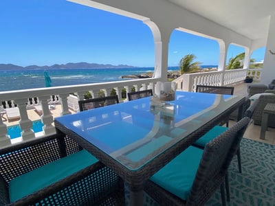Luxury Villa Photo #11