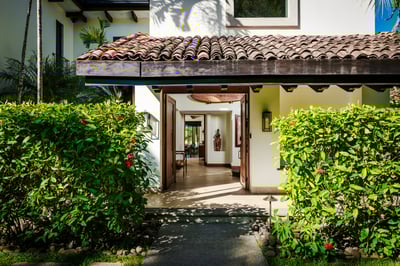 Luxury Villa Photo #57