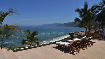 Luxury Villa Photo #5