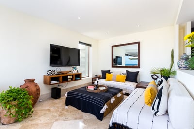 Luxury Villa Photo #19