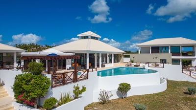 Luxury Villa Photo #2