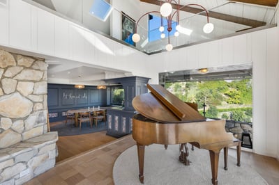 Luxury Villa Photo #13