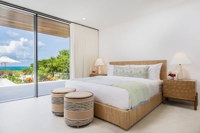Luxury Villa Photo #34