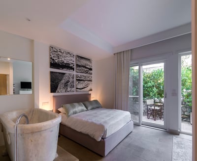 Luxury Villa Photo #50