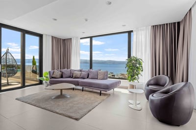 Luxury Villa Photo #23