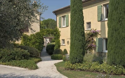 Luxury Villa Photo #7