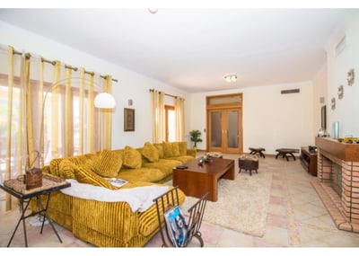 Luxury Villa Photo #9