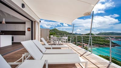 Luxury Villa Photo #11