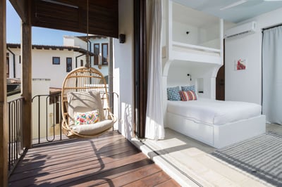 Luxury Villa Photo #12