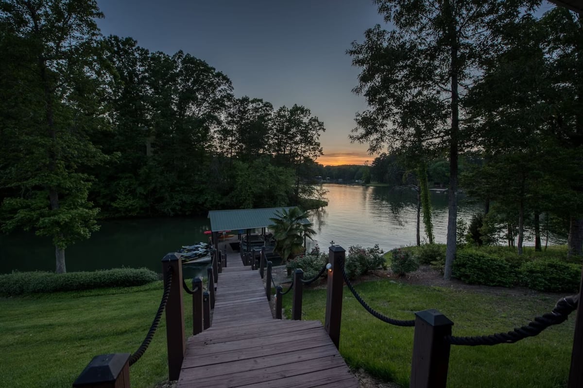 The Lookout Lakehouse