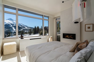 Luxury Villa Photo #17