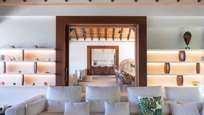 Luxury Villa Photo #17