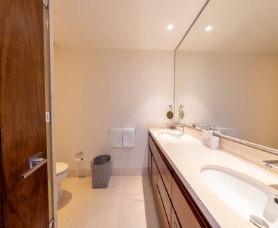 Luxury Villa Photo #30