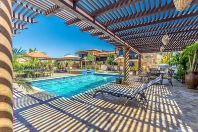 Luxury Villa Photo #11