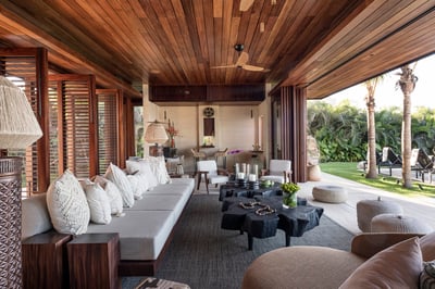 Luxury Villa Photo #16