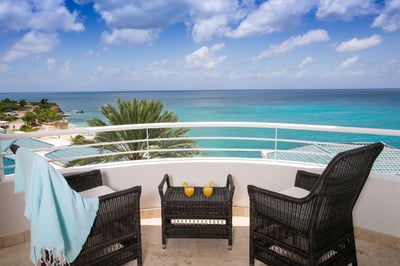 Luxury Villa Photo #6