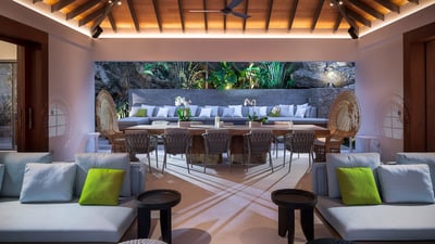 Luxury Villa Photo #19