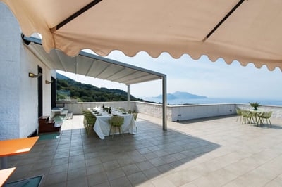 Luxury Villa Photo #10