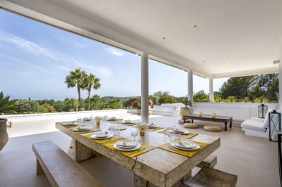 Luxury Villa Photo #9