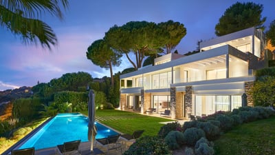 Luxury Villa Photo #5