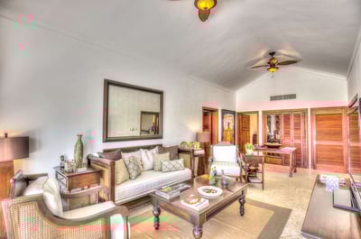 Luxury Villa Photo #18