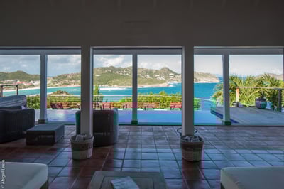 Luxury Villa Photo #7
