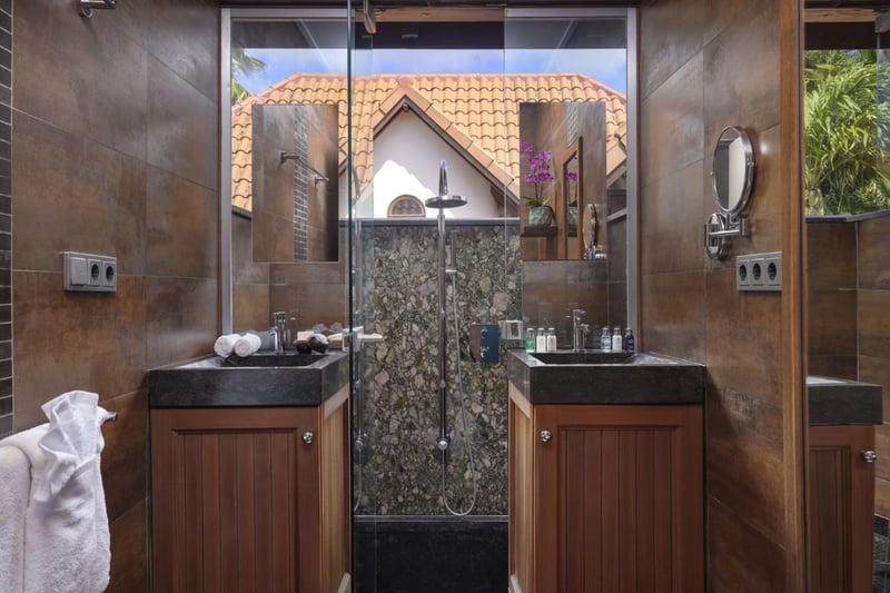 Tropical Pool Villas