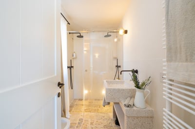 Luxury Villa Photo #21