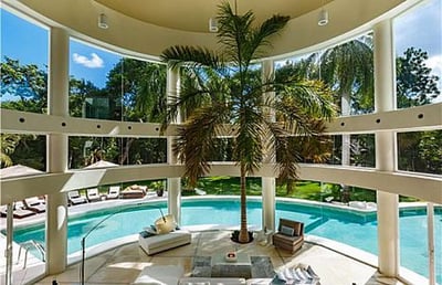 Luxury Villa Photo #9