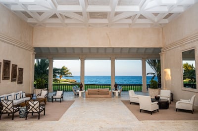 Luxury Villa Photo #23
