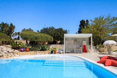 Luxury Villa Photo #8