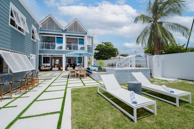 Luxury Villa Photo #10