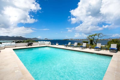 Luxury Villa Photo #2