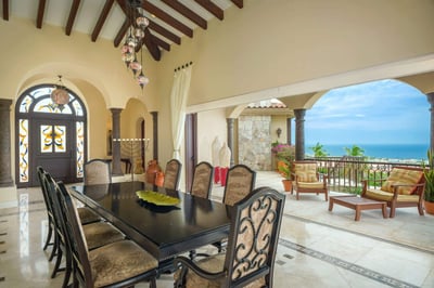 Luxury Villa Photo #2